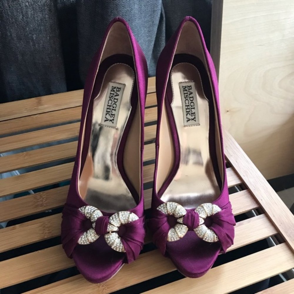 Badgley Mischka high heels pumps stilettos 6.5 hot